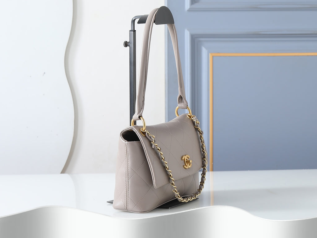 B1R76C28 Popular leather bag
