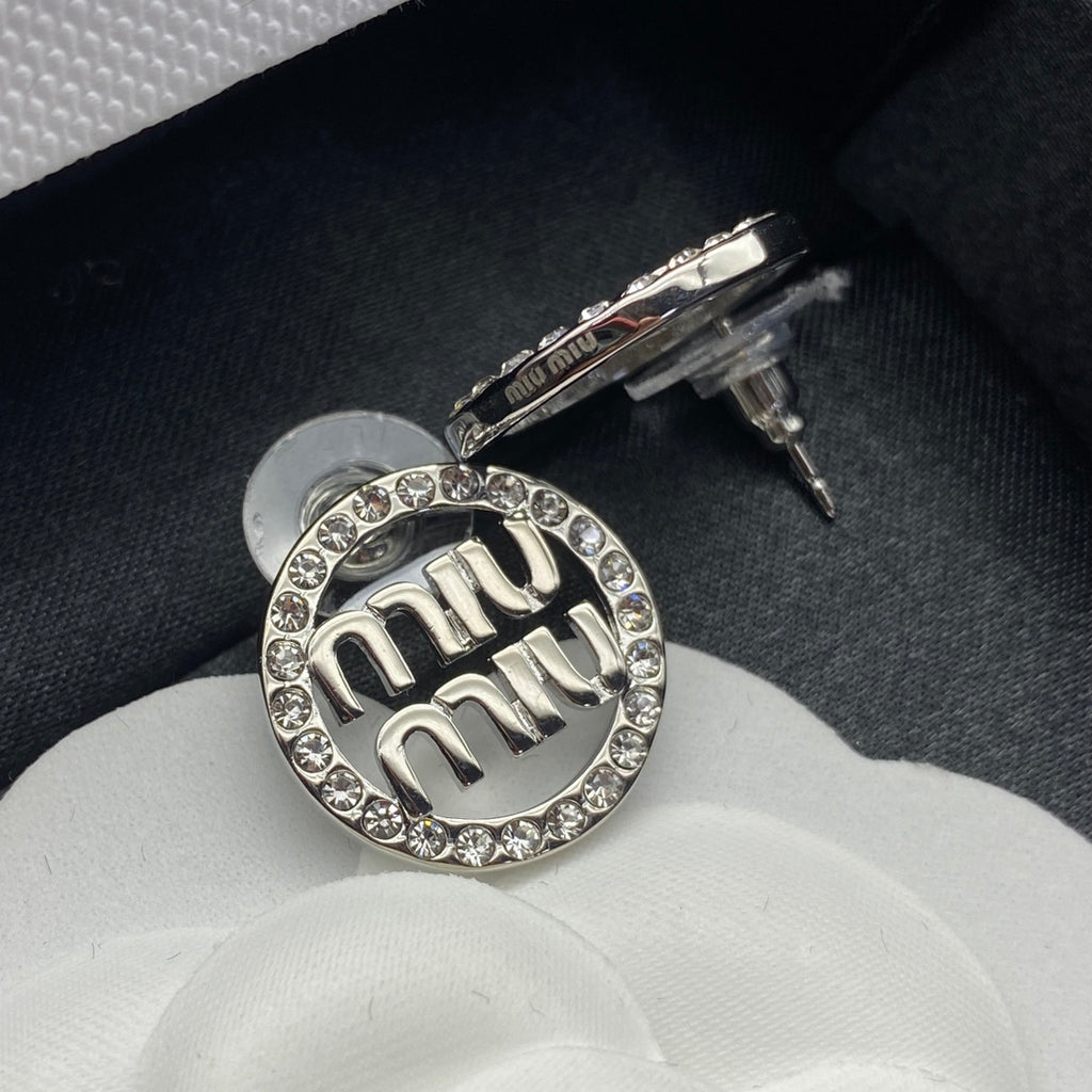 X1Z94A670E Popular  Earrings