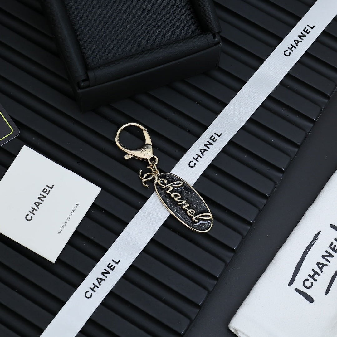 A1Z105C52 Popular bag 's charms accessories