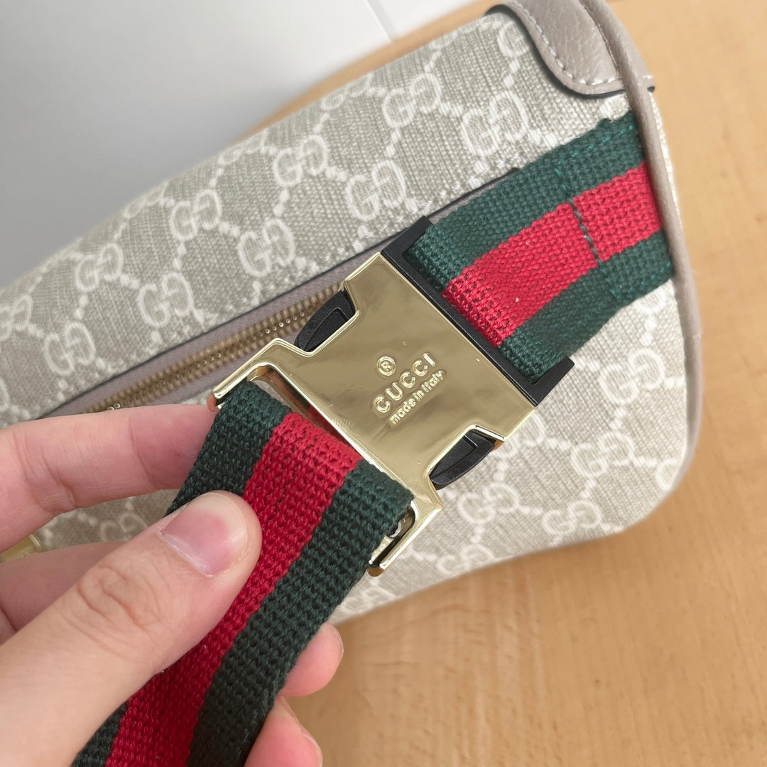 B1R15B42  Popular leather bag