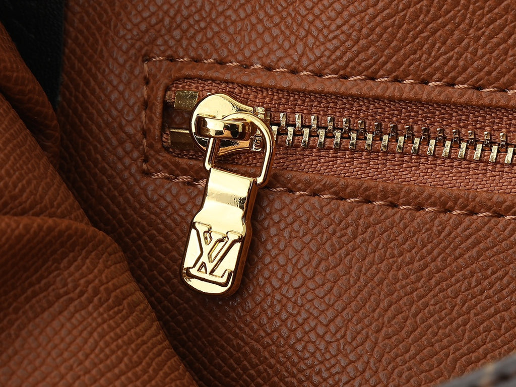 B1R15E19 Popular   leather bag