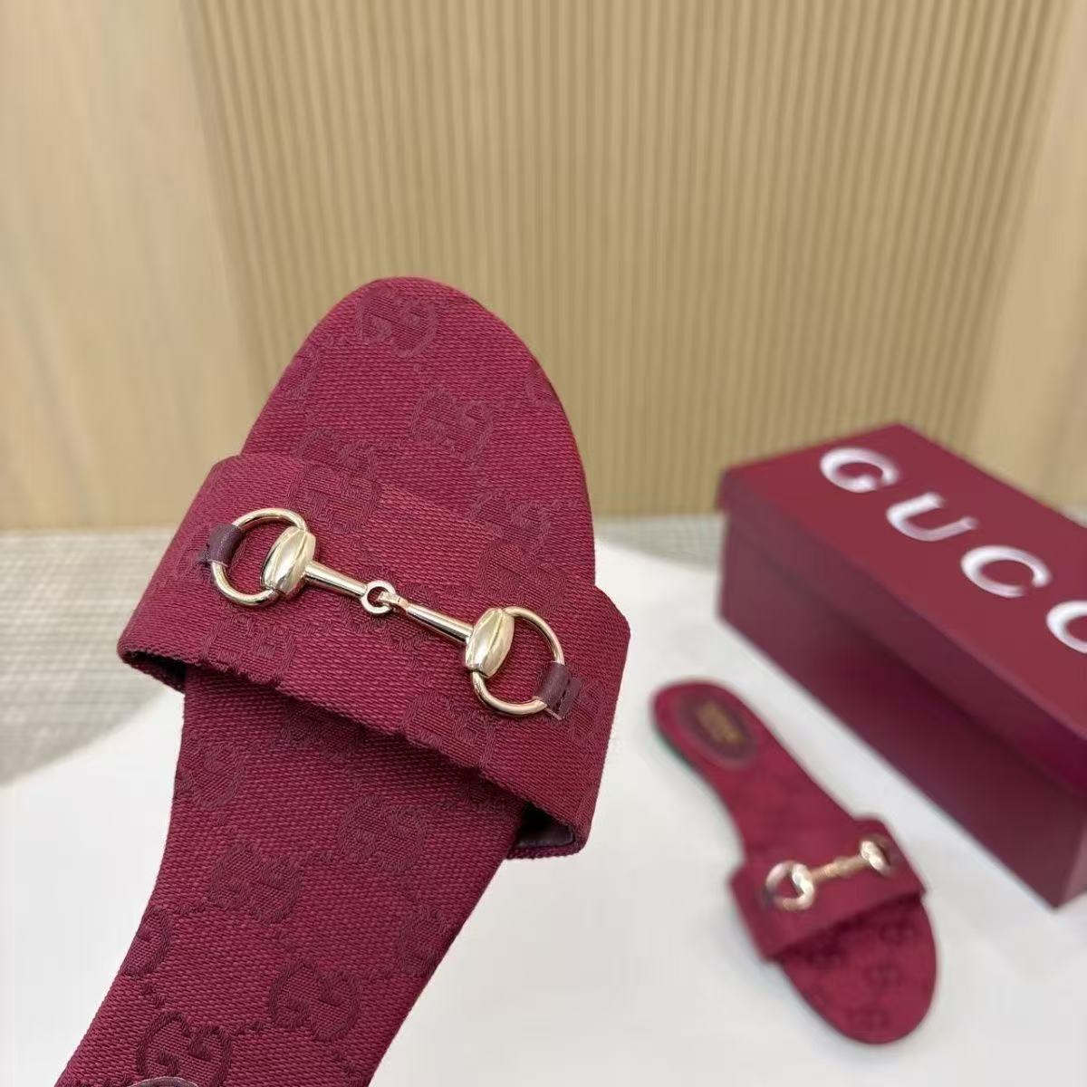 Z2R76B5 Popular high-quality canvas shoes