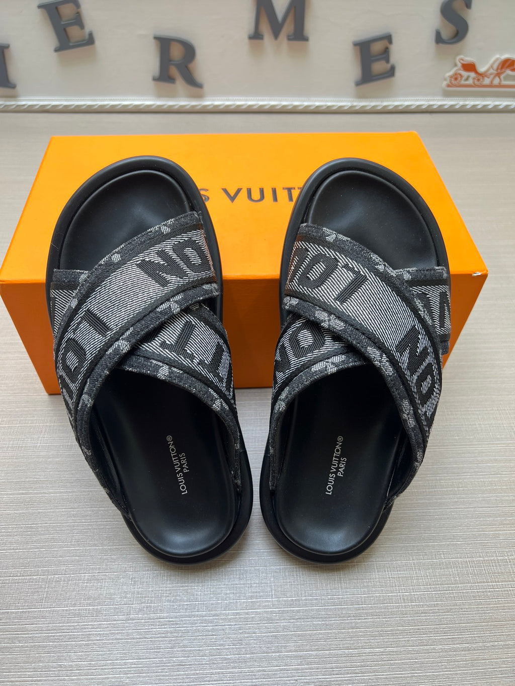 Z5Z35E273 Popular Slippers