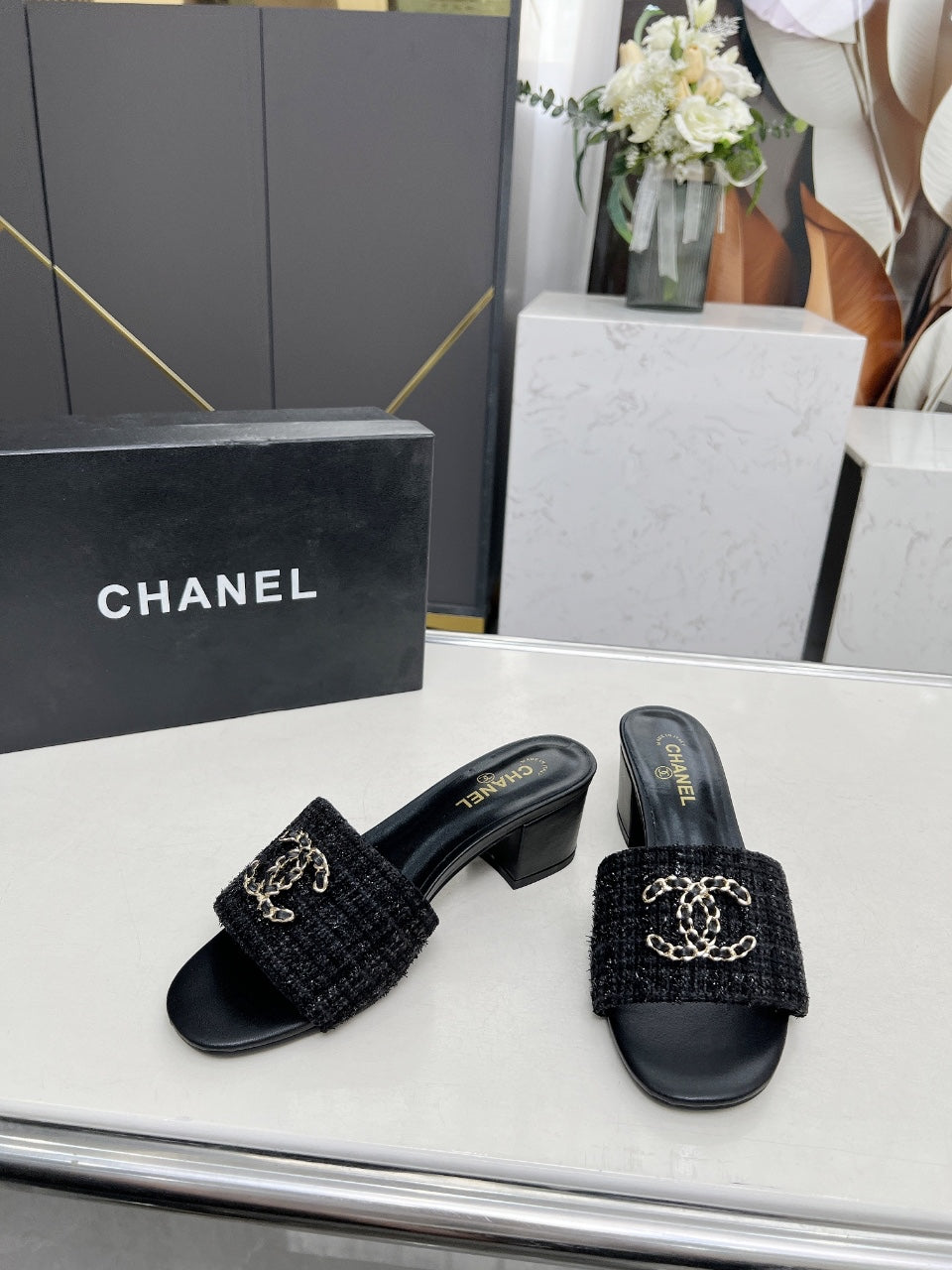 Z2Q55B30 Popular high-quality  Shoes