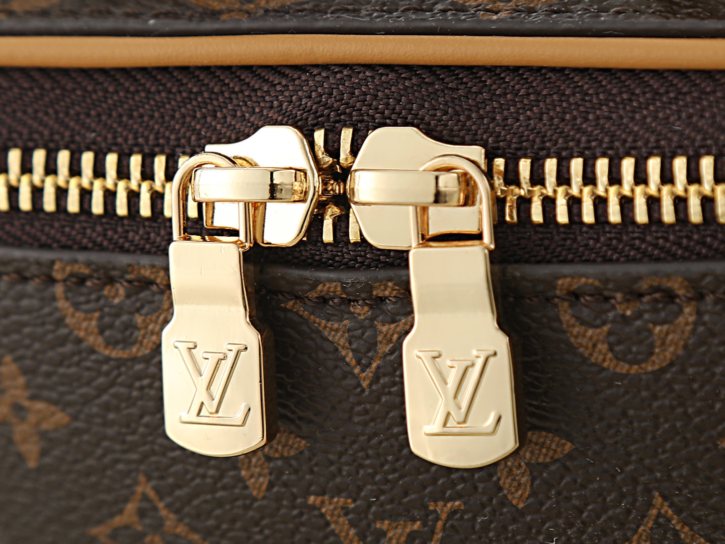 B1P76E6 Popular leather bag