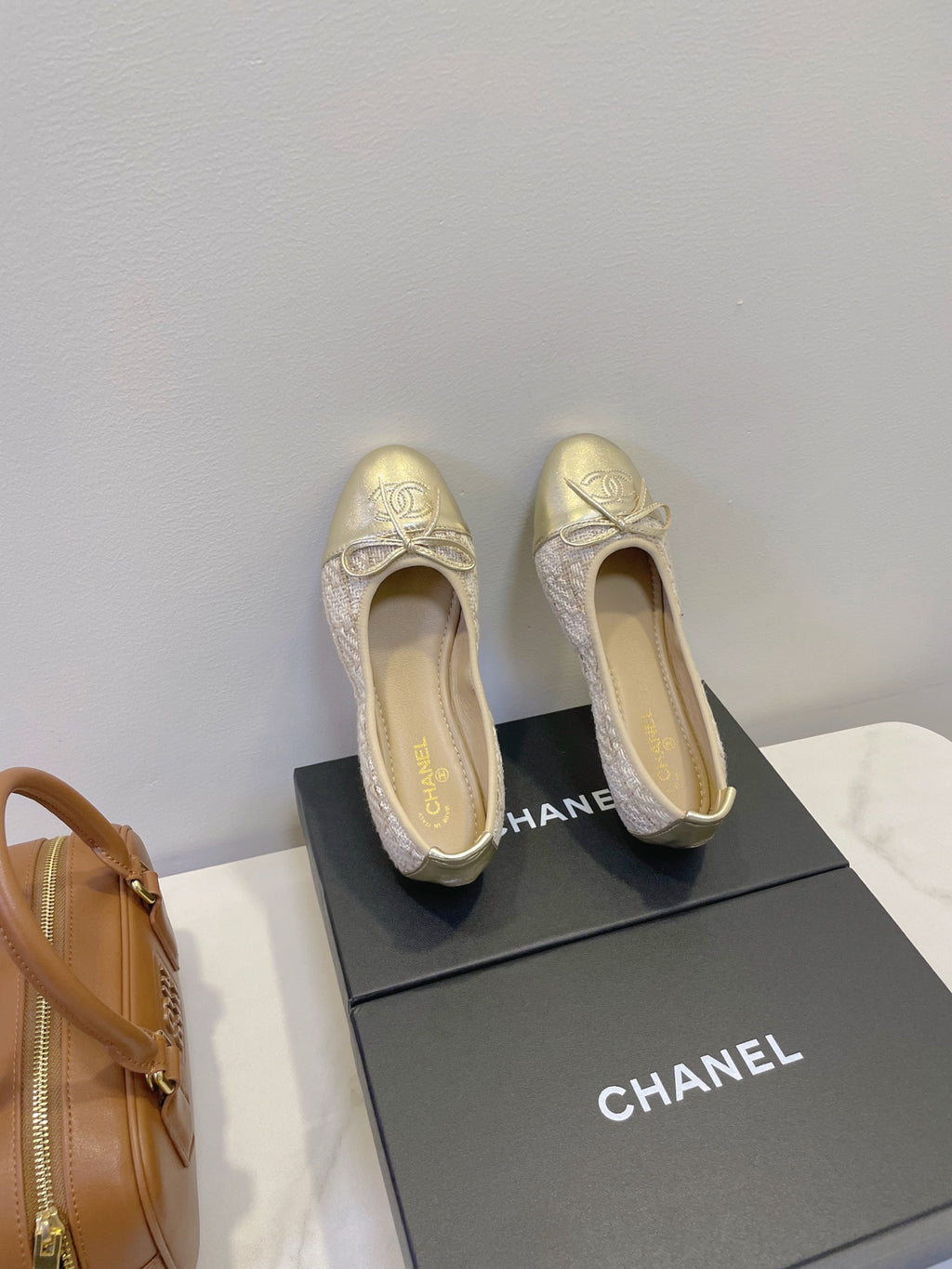 Z2Q95C107 Popular high-quality  shoes