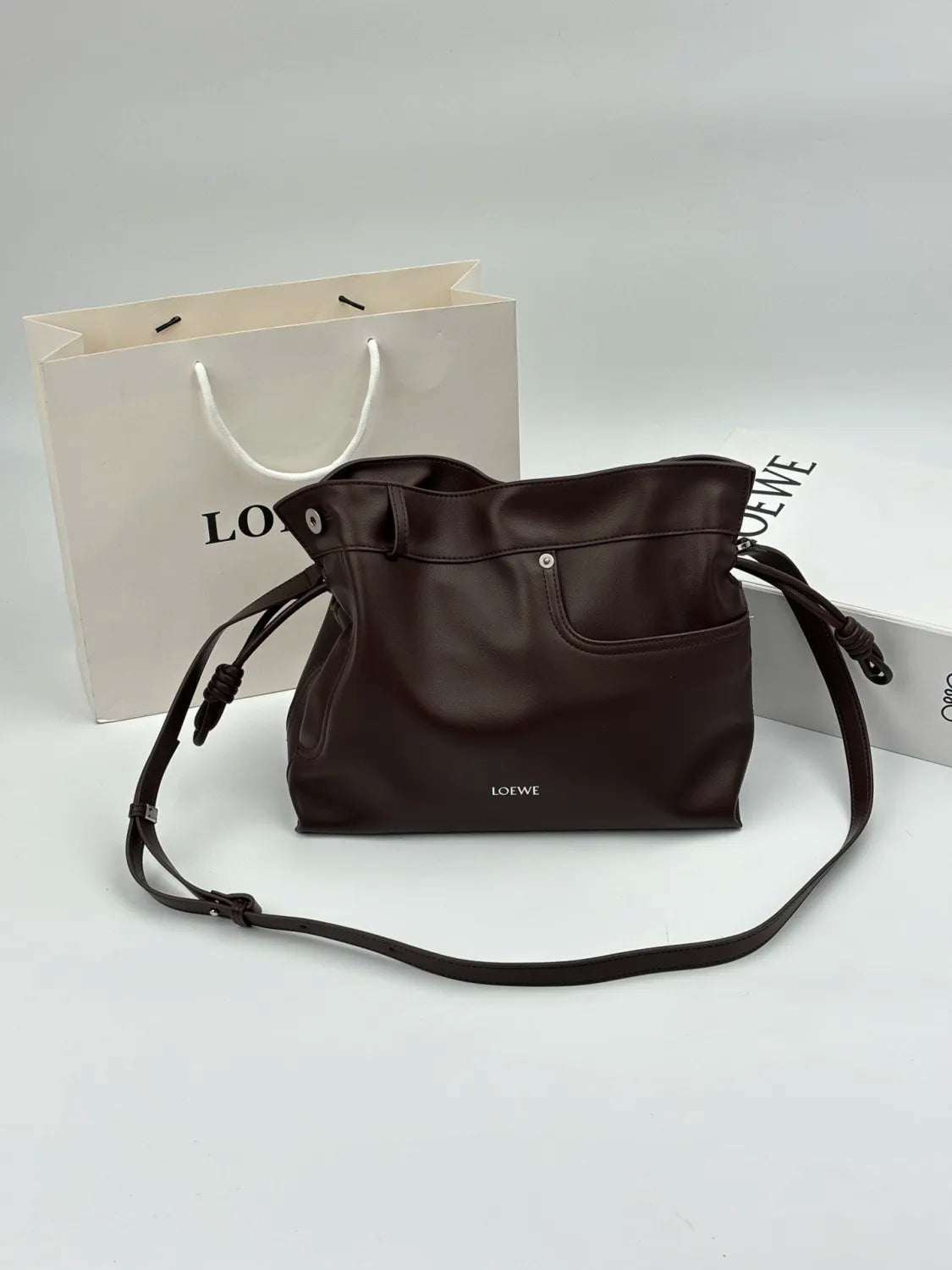 B1P36A47 Popular leather bag