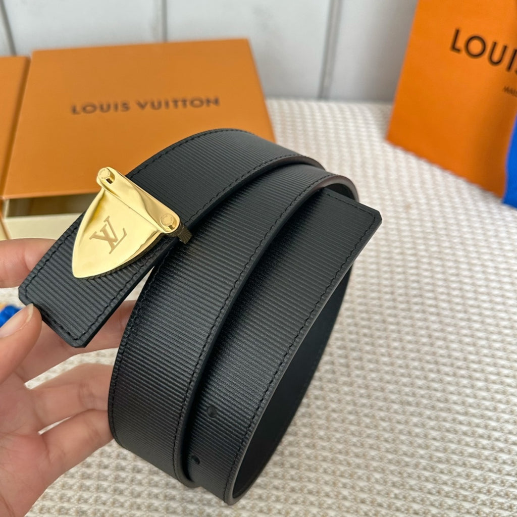 P1Q64E136 Popular  High quality belt With full package