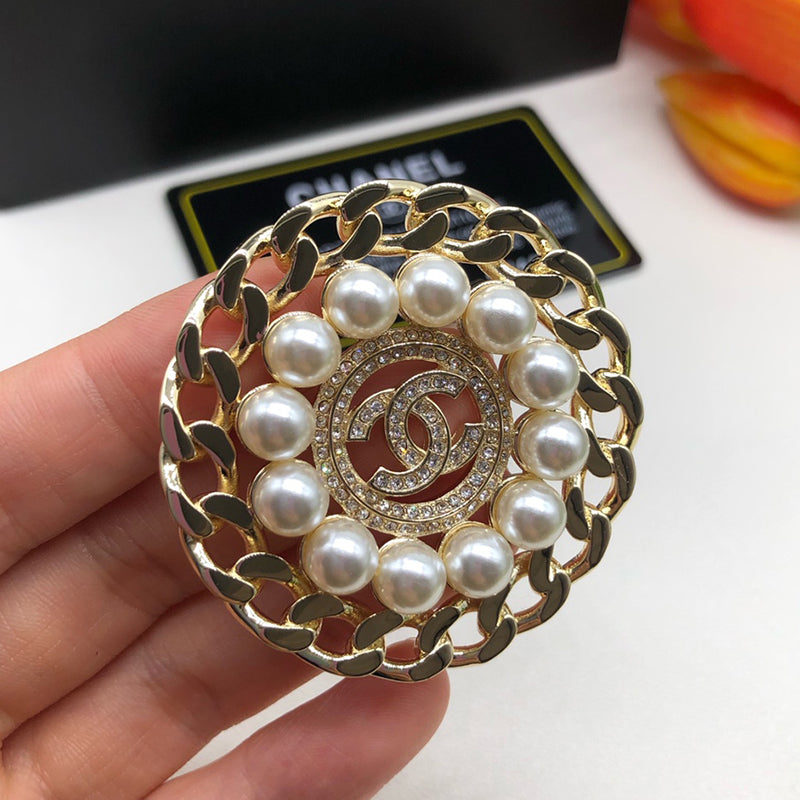 X14C873   Popular Brooch