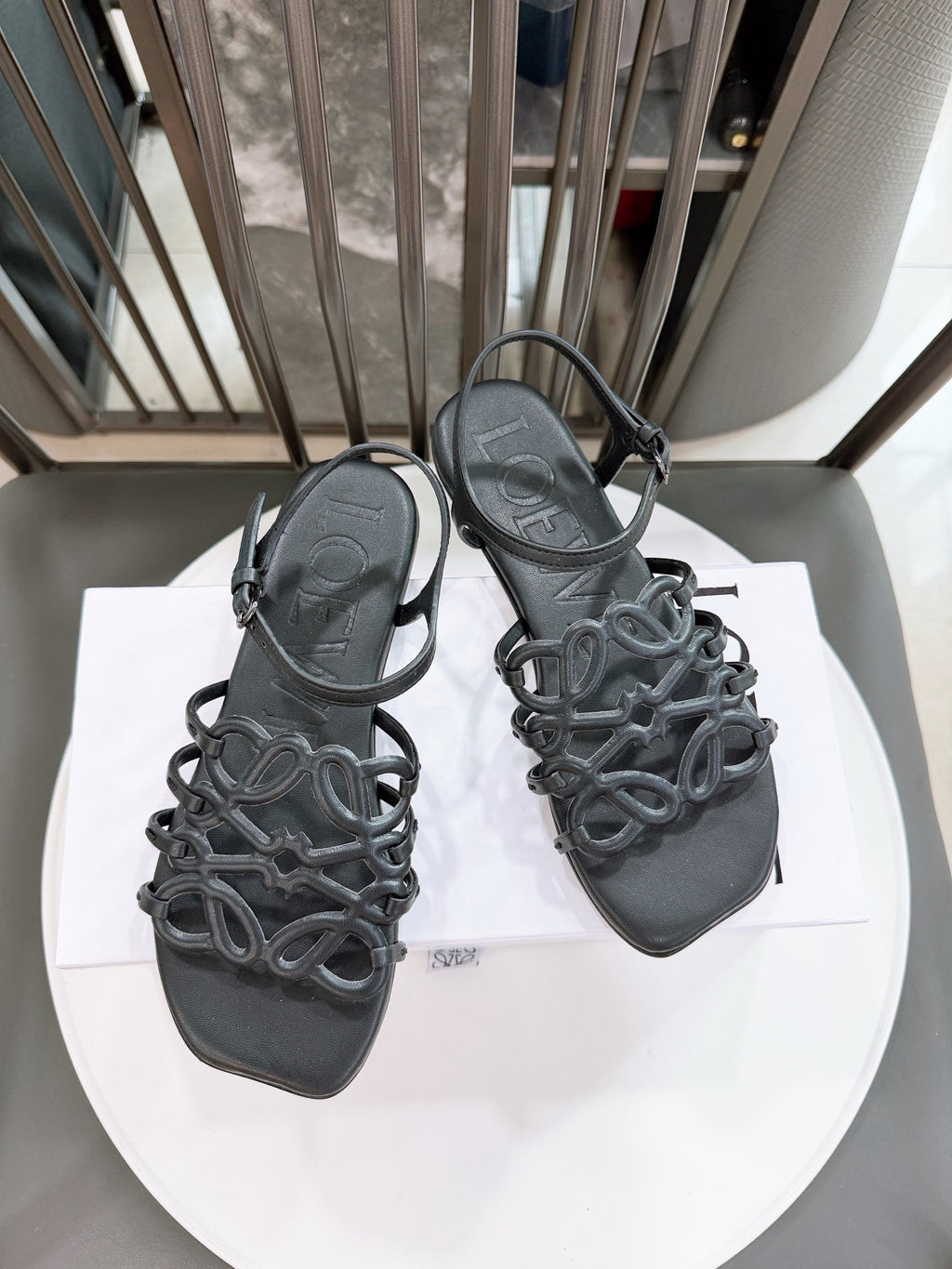Z2R76A11 Popular high-quality  leather shoes
