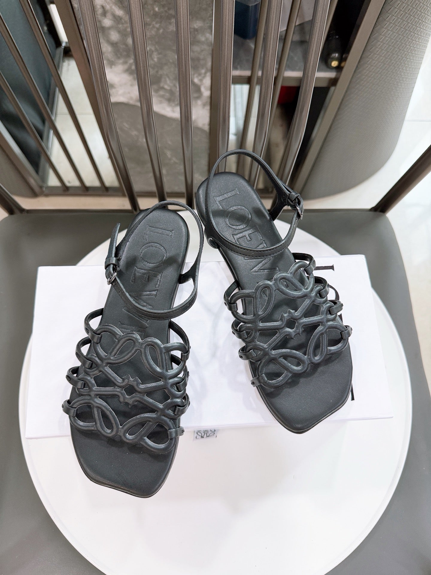 Z2R76A11 Popular high-quality  leather shoes