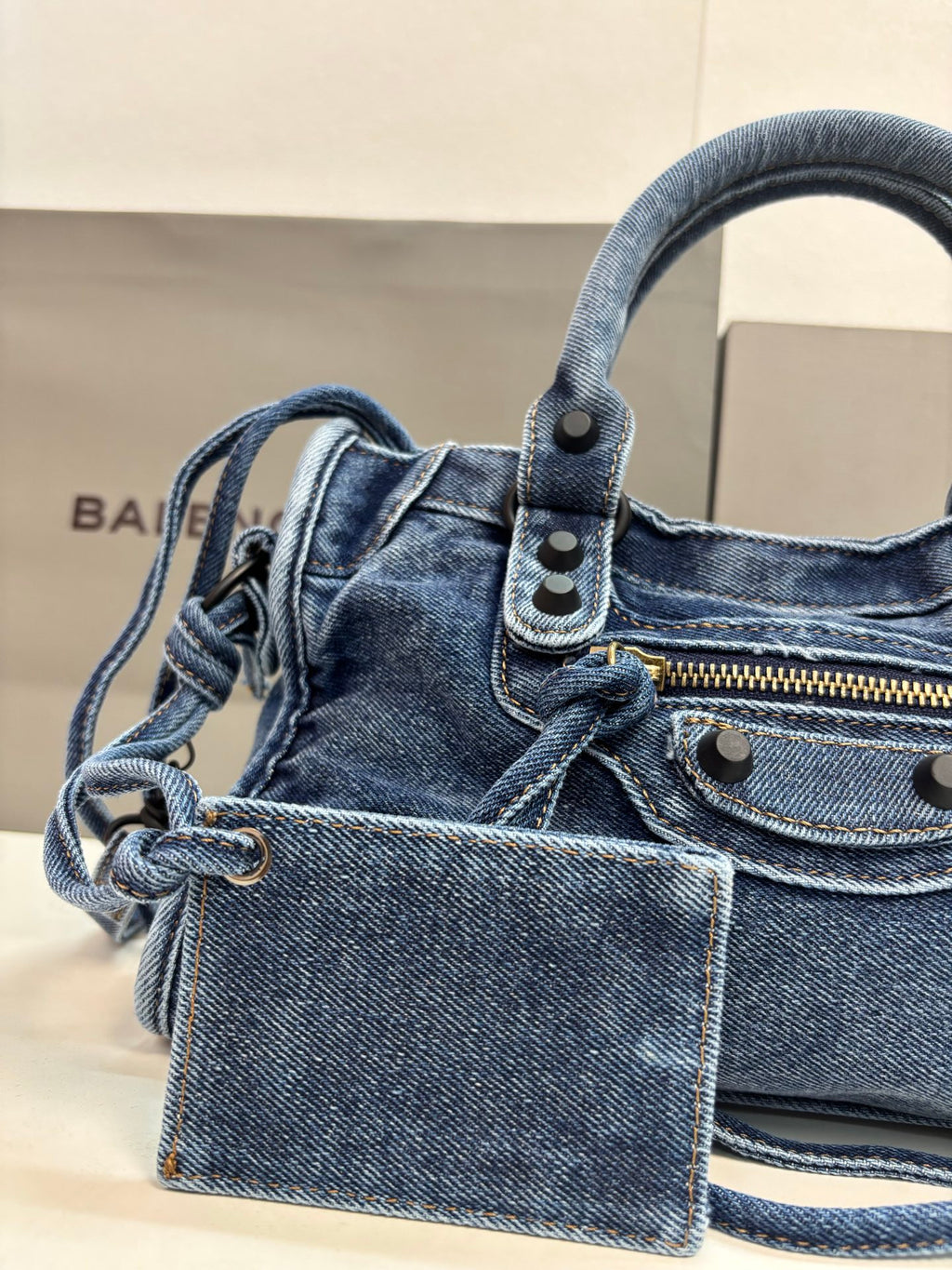B1P36J114 Popular  bag