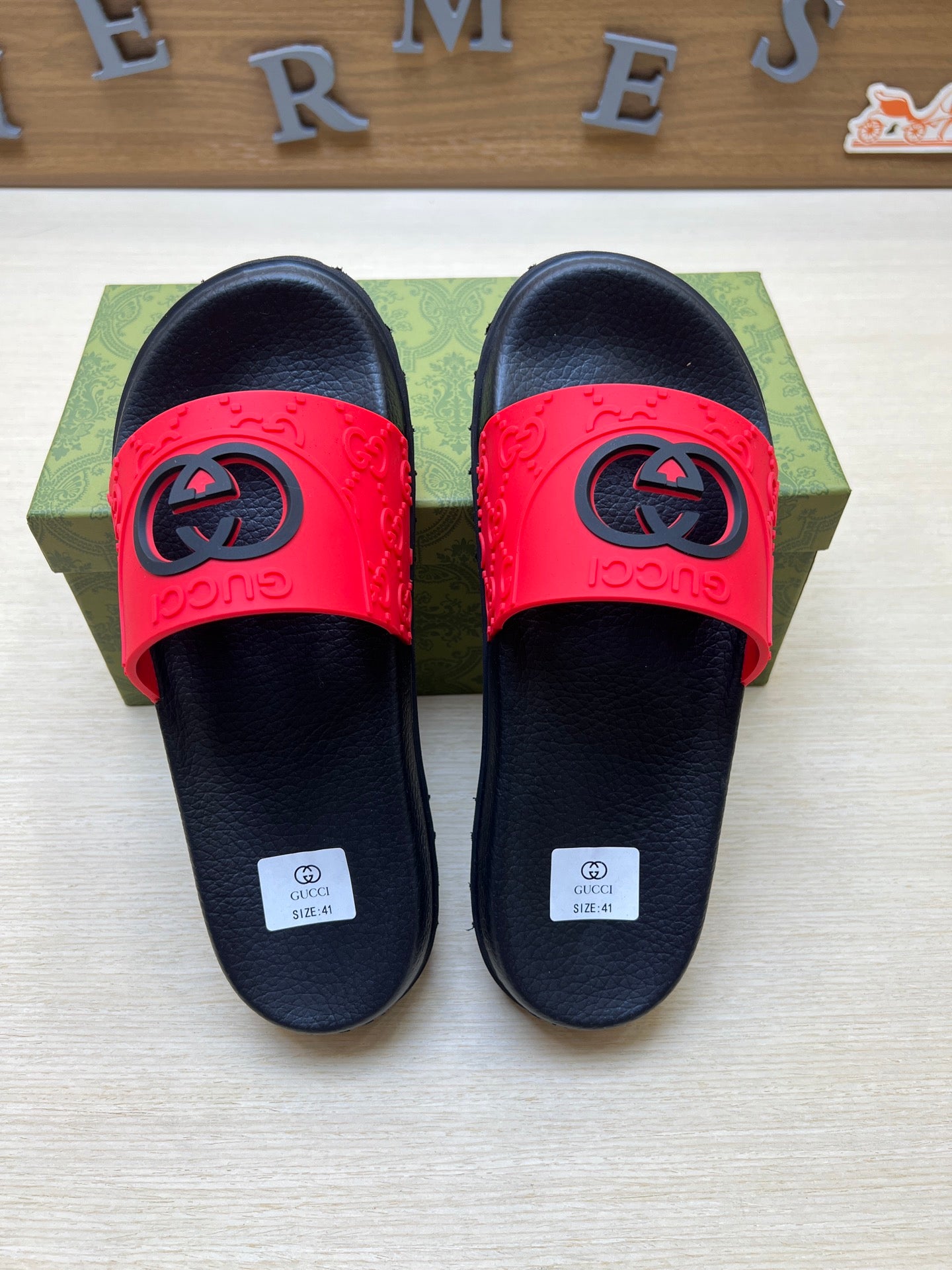Z5R66B22 Popular  Slippers