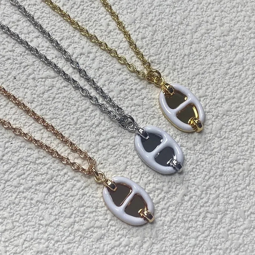 X1Q85H307X Popular Necklaces. Earrings