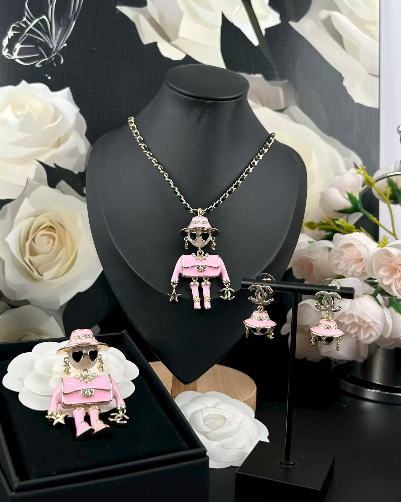 X1Q85C50X Popular Necklace