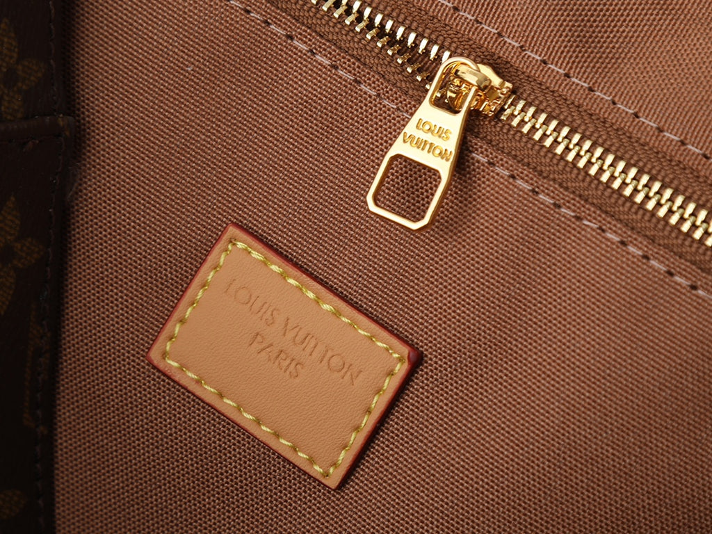 B1R76E56 Popular leather bag