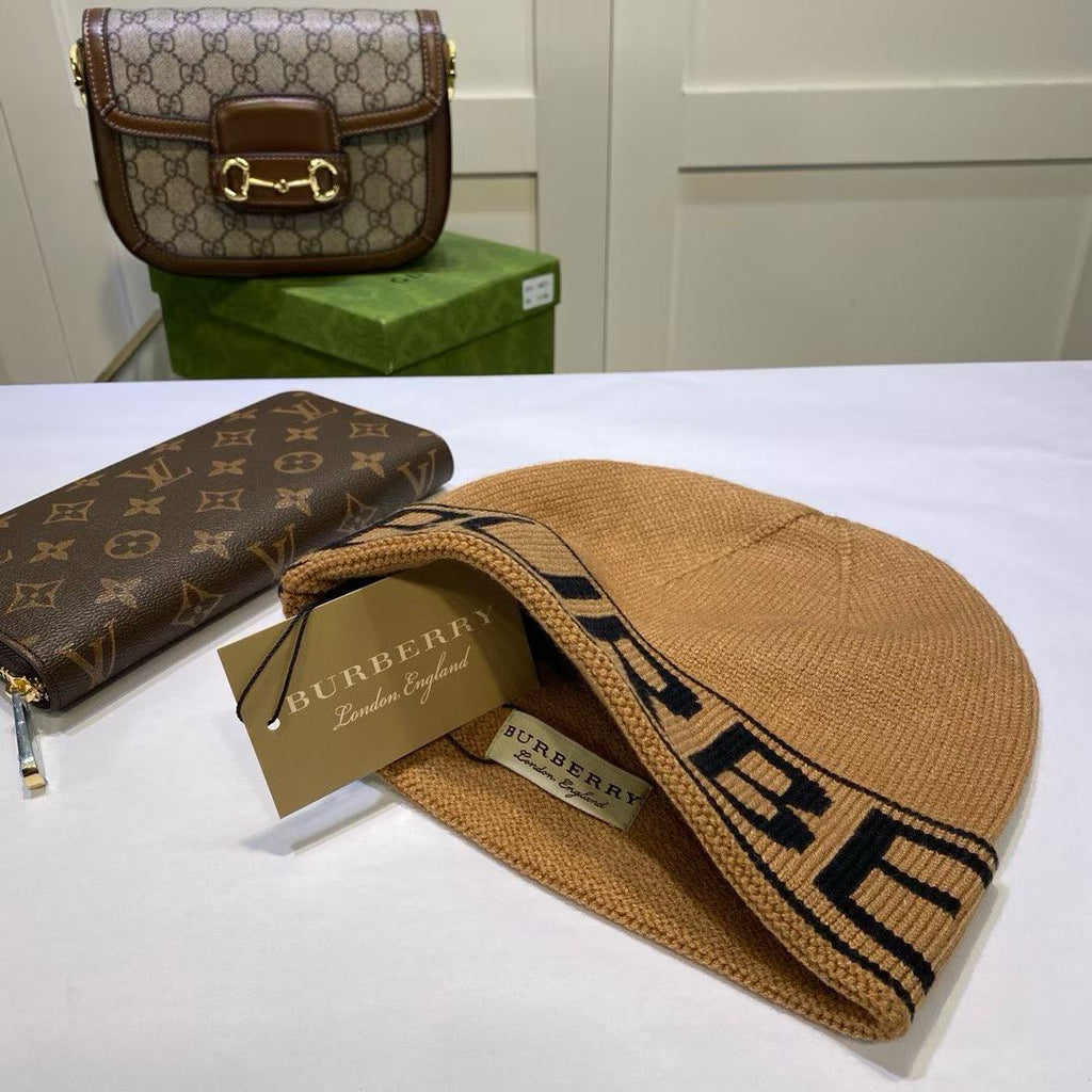 M1R86R74 Popular hats