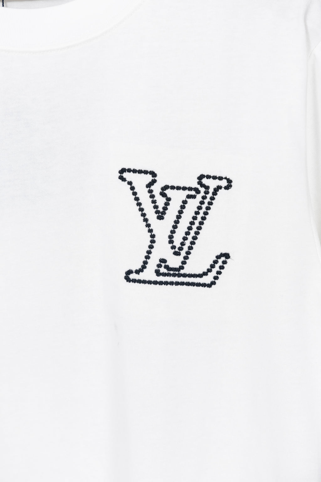 U1P36E125 Popular T-shirts