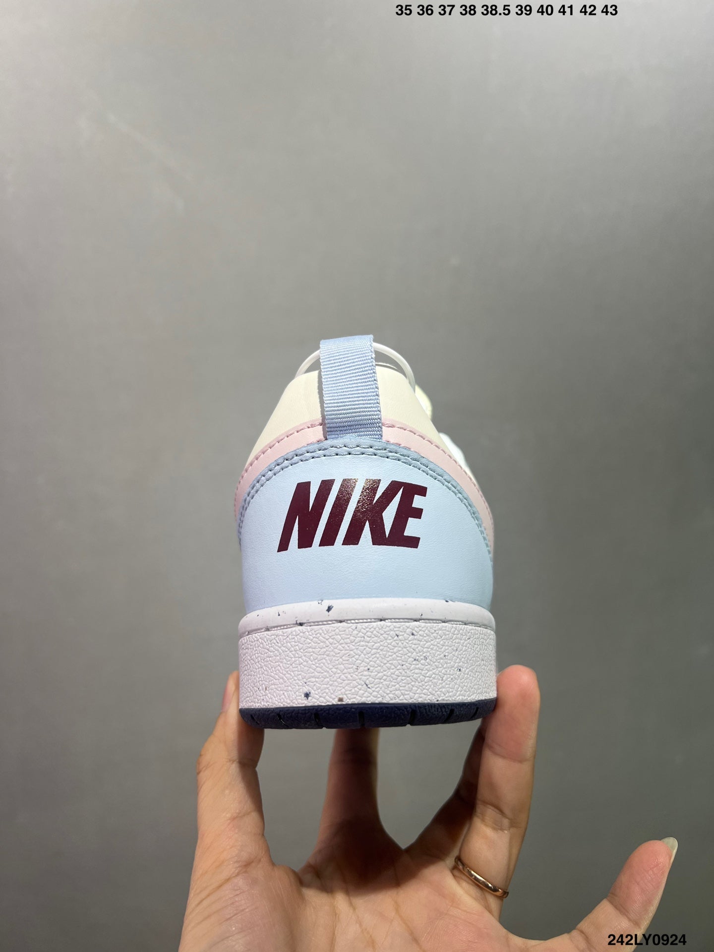 Z4Z35A21 Popular shoes (No box)