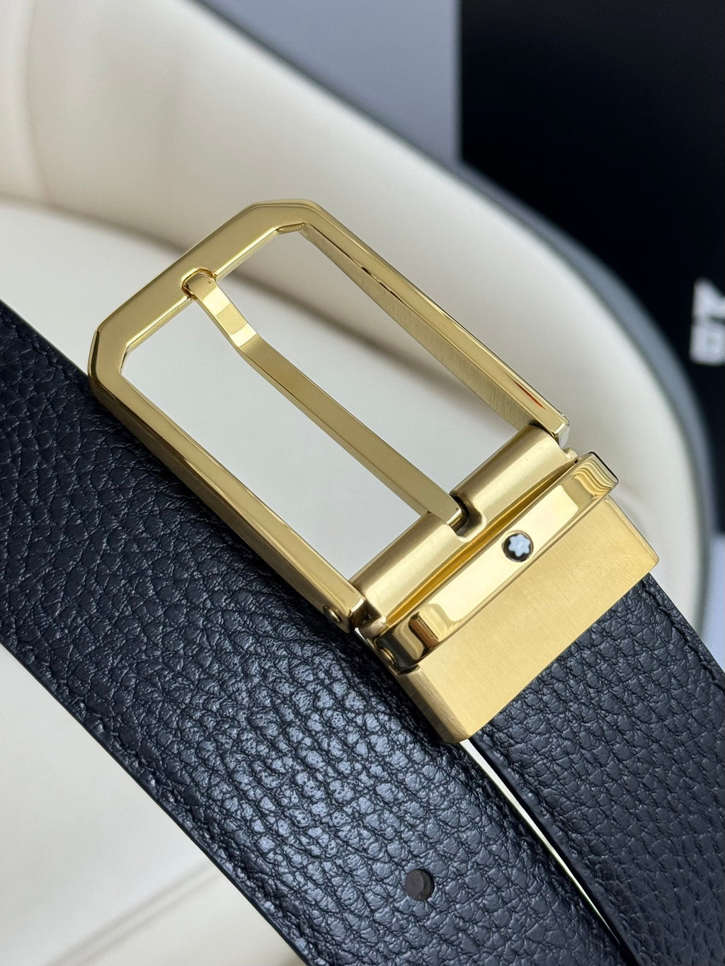 P1R55A237 Popular  High quality belt With full package