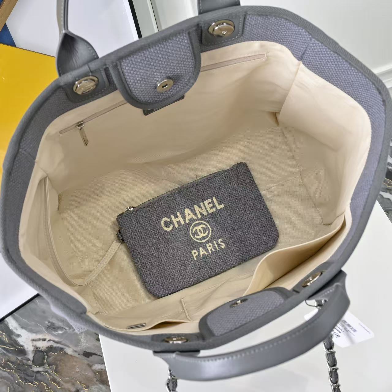 B1P46C5 Popular bag