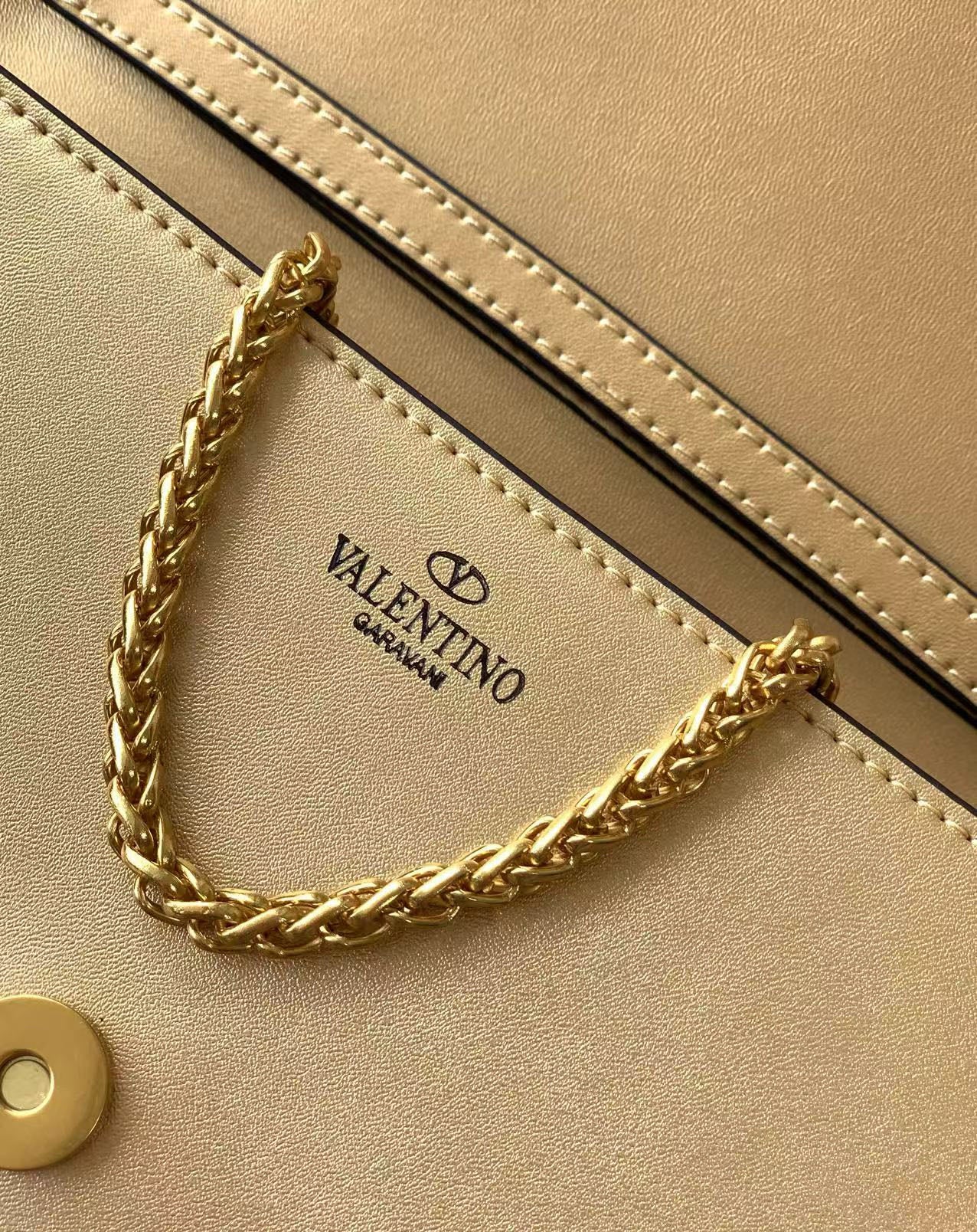 B1P36A31 Popular  leather bag
