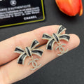 X1Z95C28E Popular Earrings