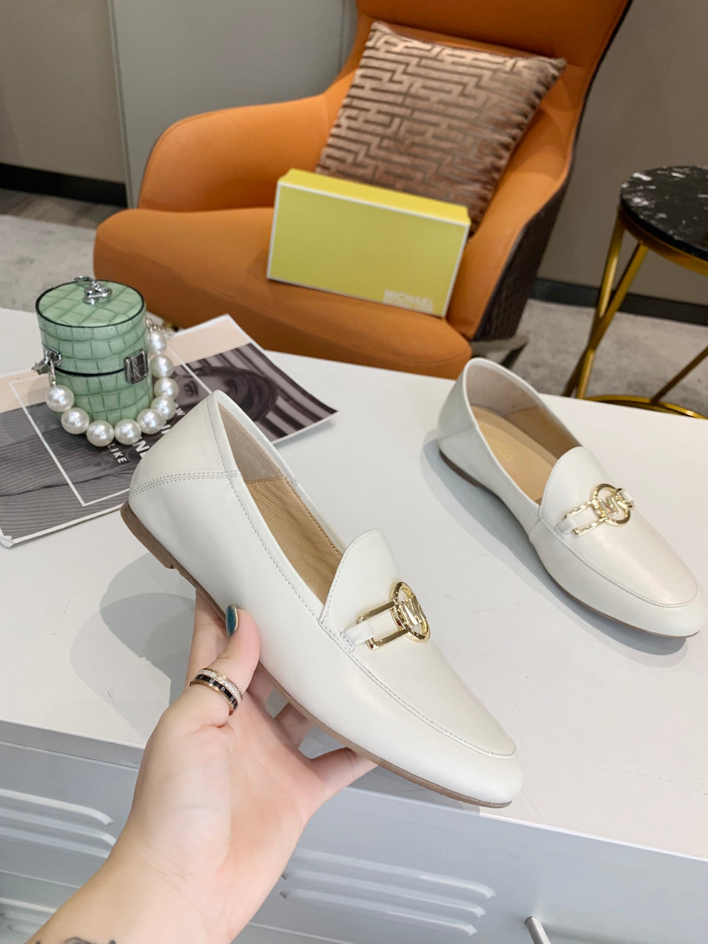 Z2Q105A185 Popular high-quality leather shoes