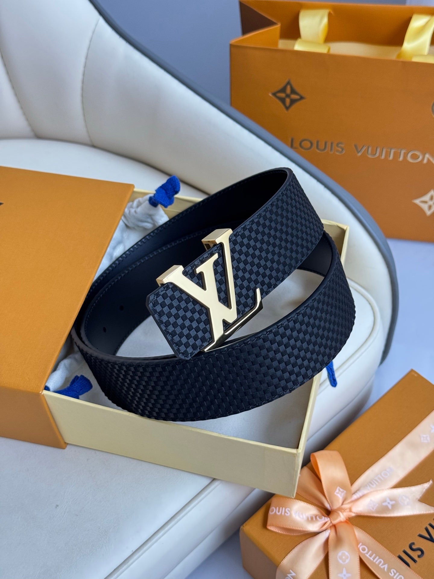 P1Q115E10 Popular High quality belt With full package