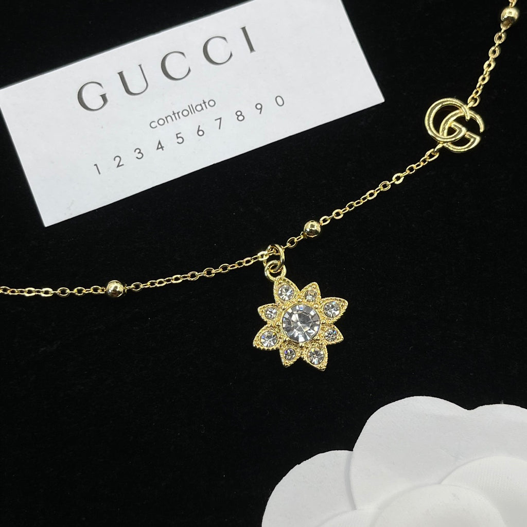 X1R75B27X Popular   Necklaces .
