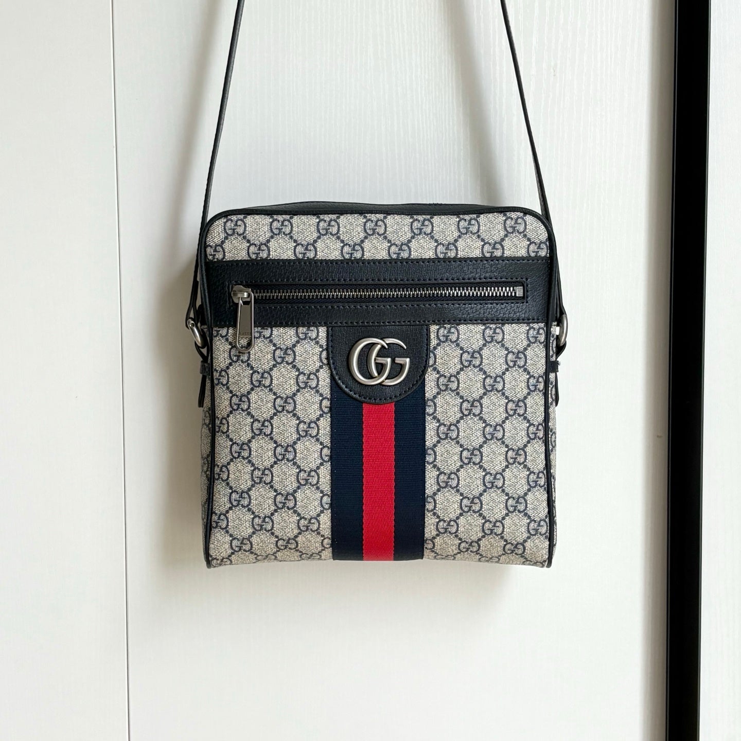 B1R15B43  Popular bag