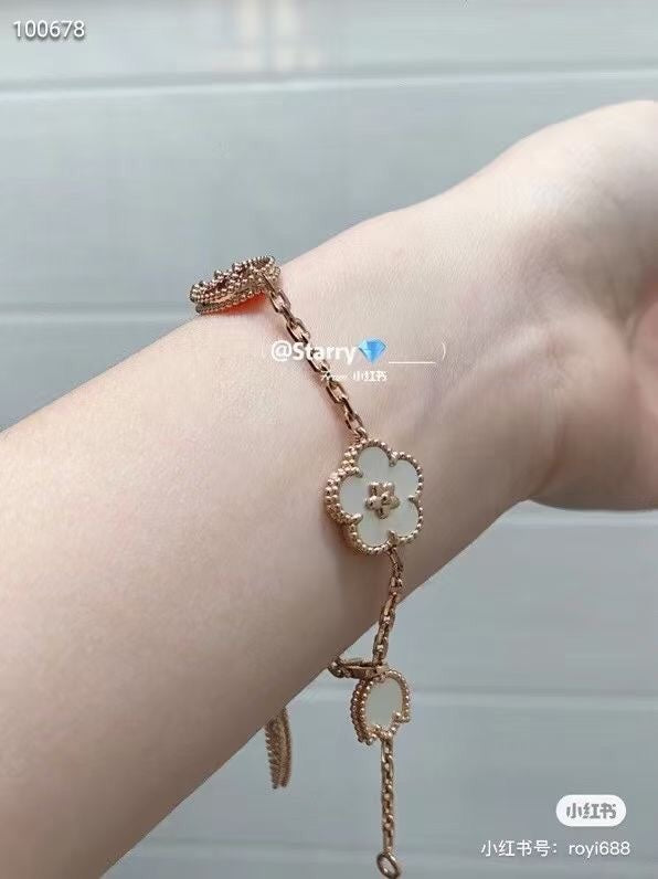 X5X94VA192K  Popular    high quality rings,earrings, bracelets,necklaces