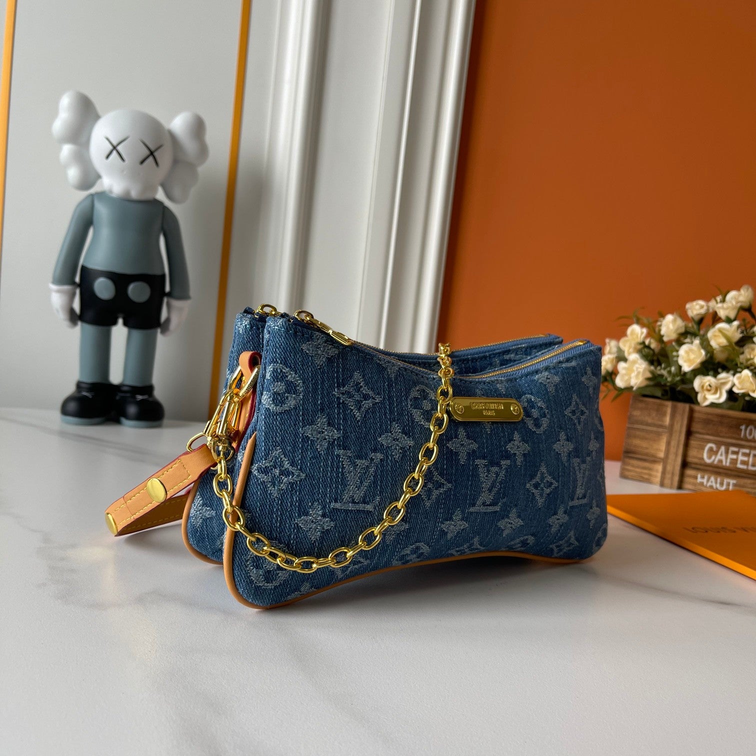 B1R15E30 Popular   bag