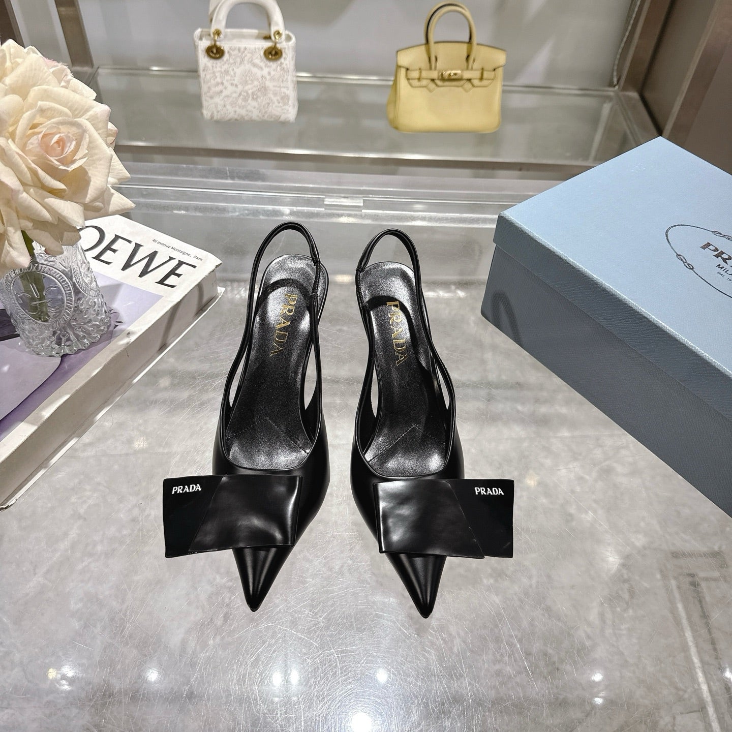 Z2Q55P41 Popular  leather High heels