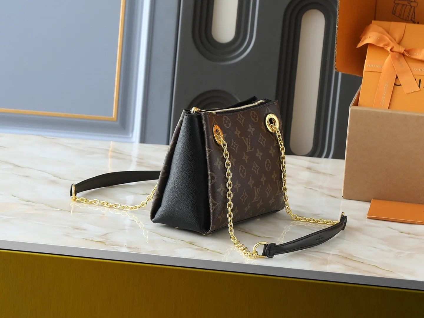 B1P36E75 Popular leather bag