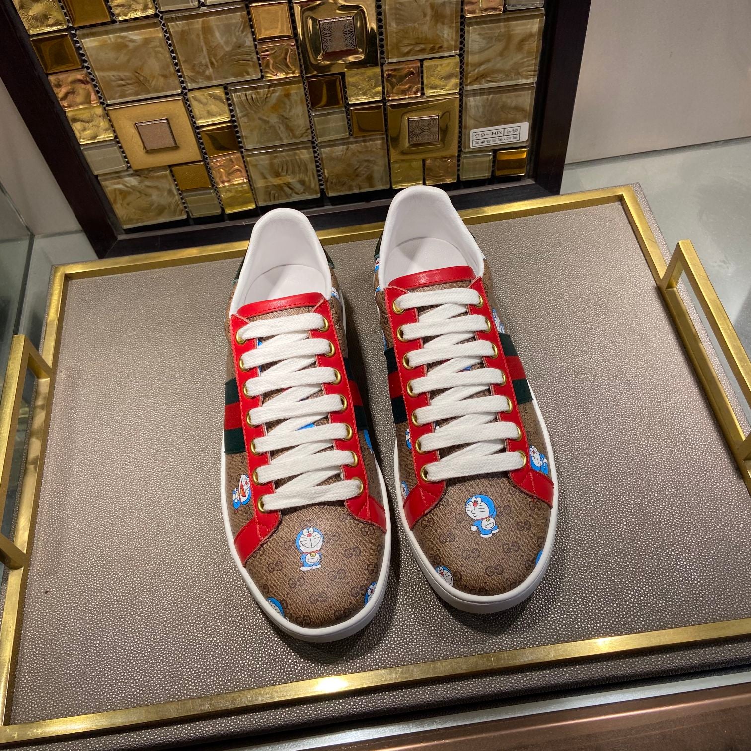 Z2Q105B196 Popular high-quality Shoes