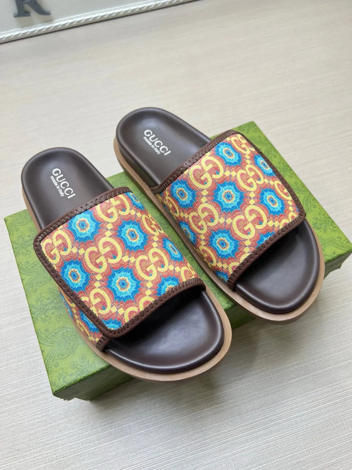 Z5WB240 Popular Slippers