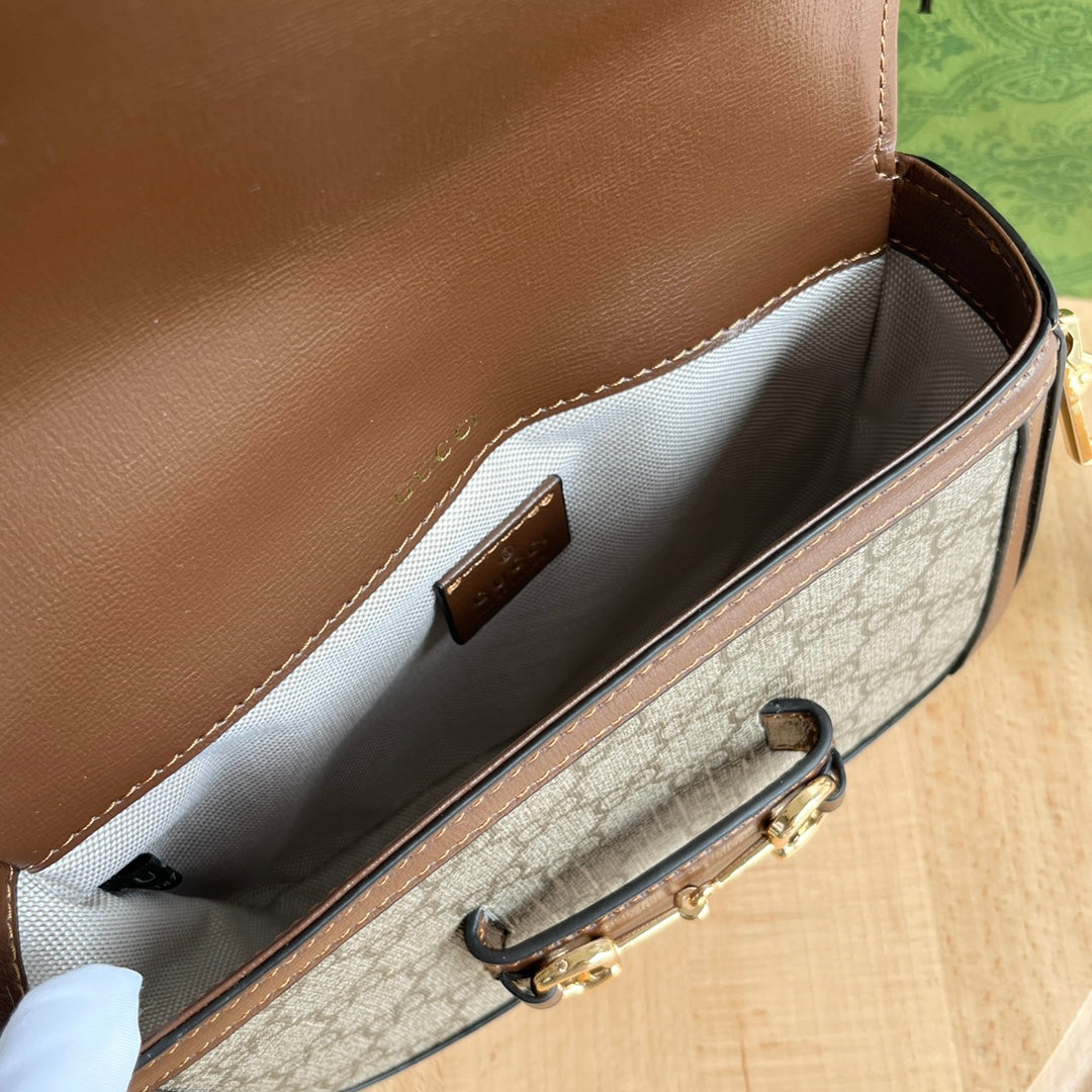 B1R76B07 Popular bag