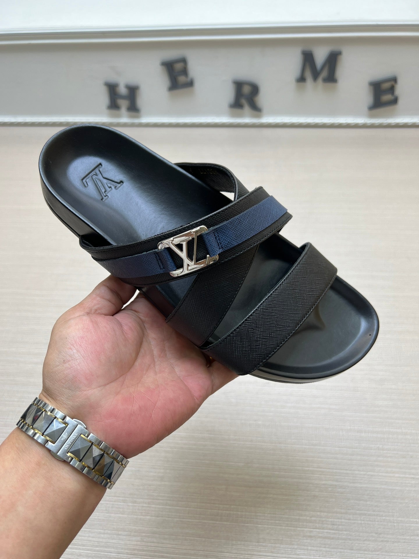 Z5ZE88 Popular slippers