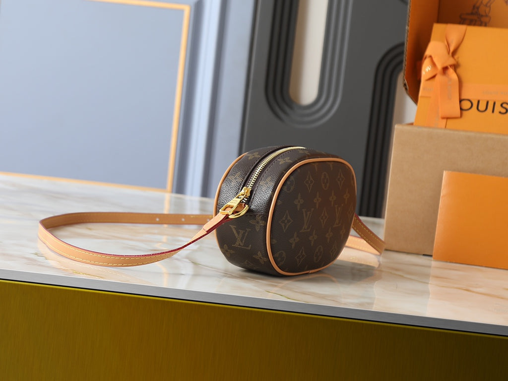 B1P46E113 Popular leather bag