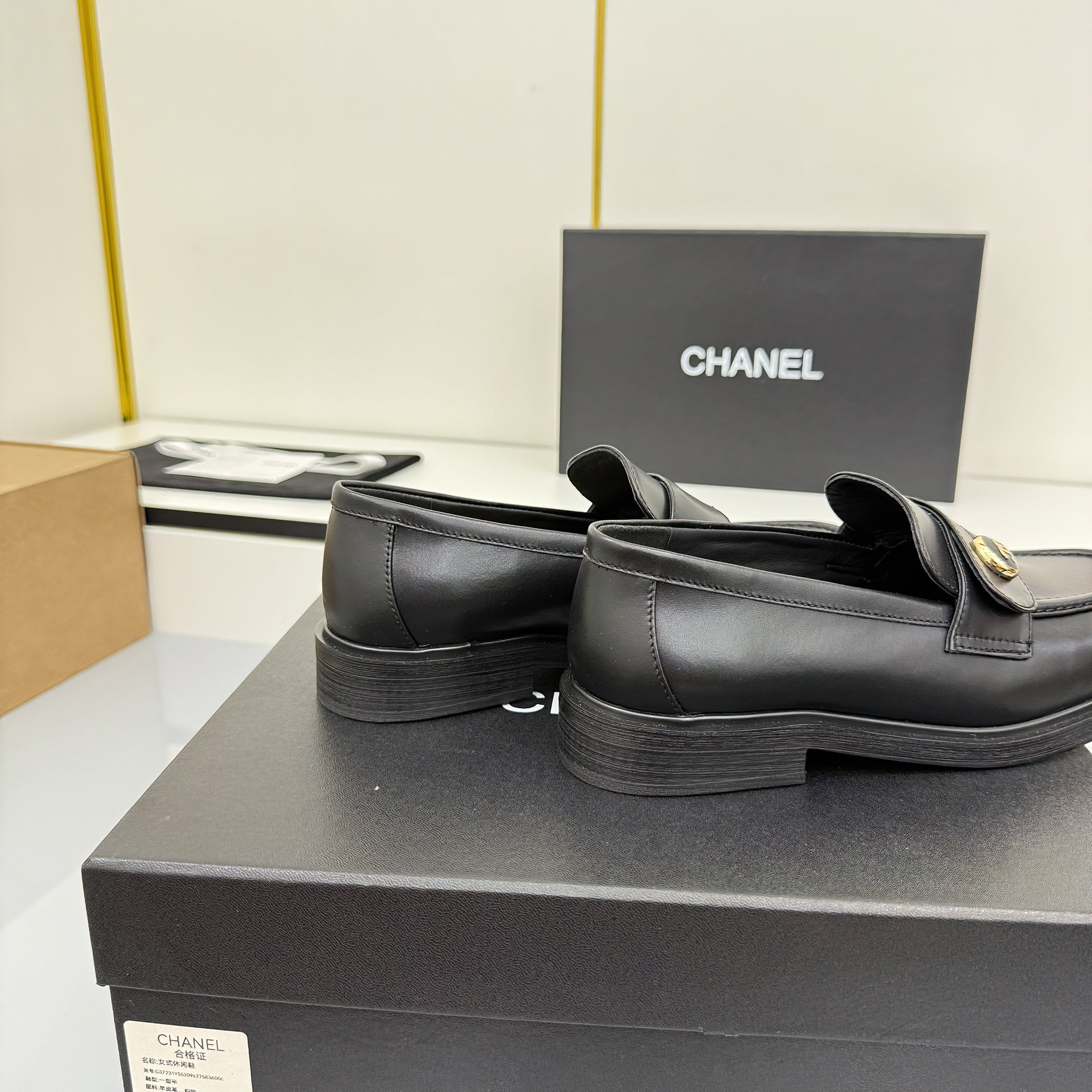 Z2Q105C390 Popular high-quality leather Shoes