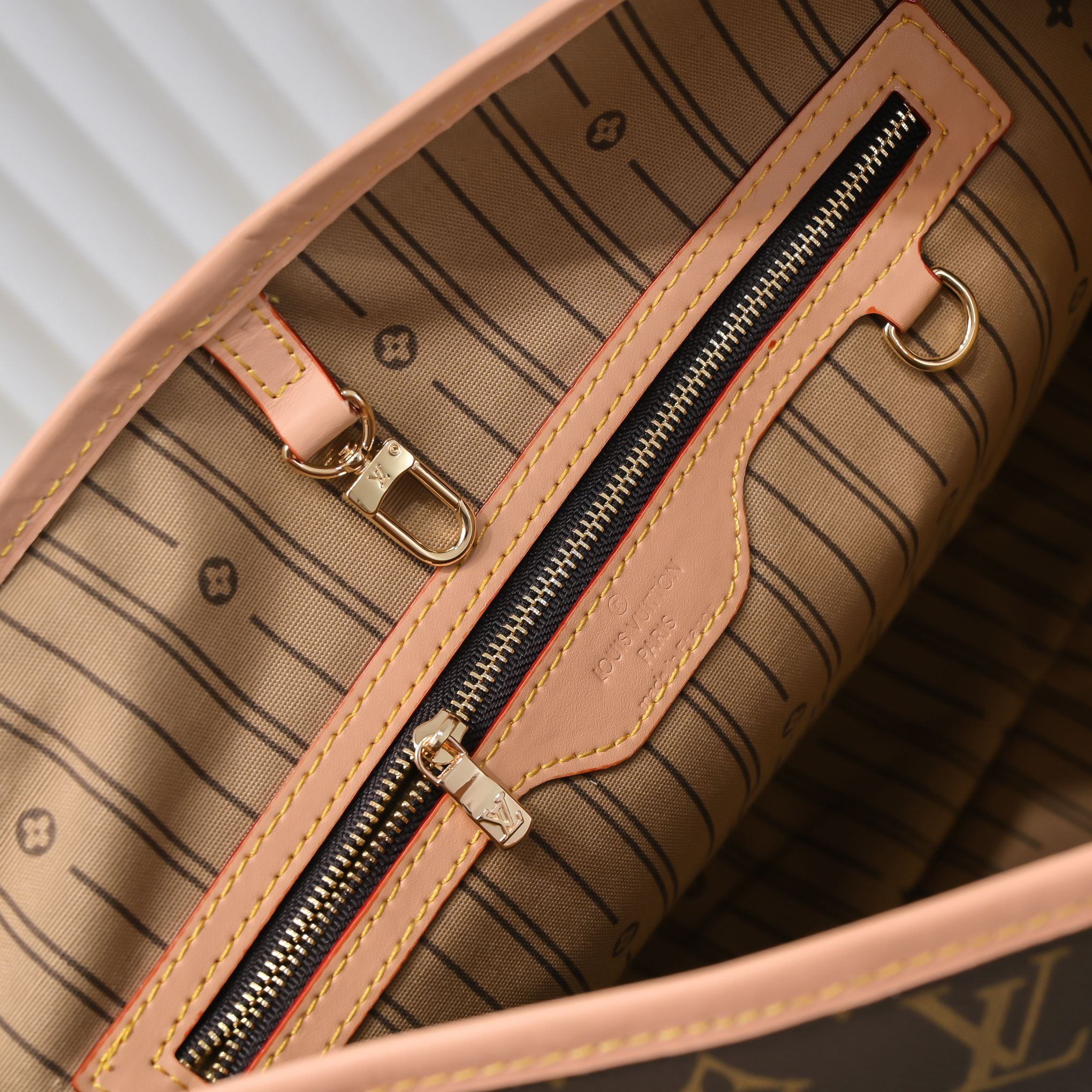 B1N55E29 Popular   leather bag