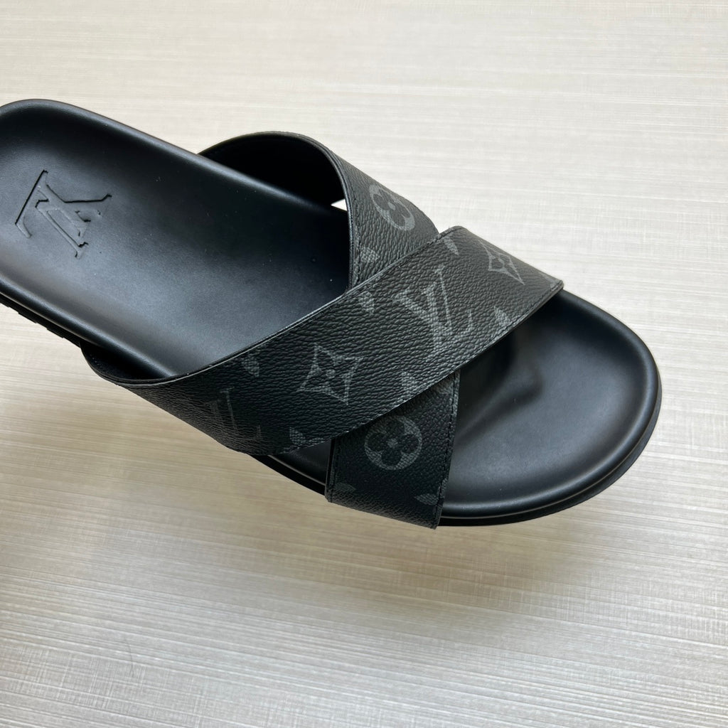 Z5ZE56 Popular slippers