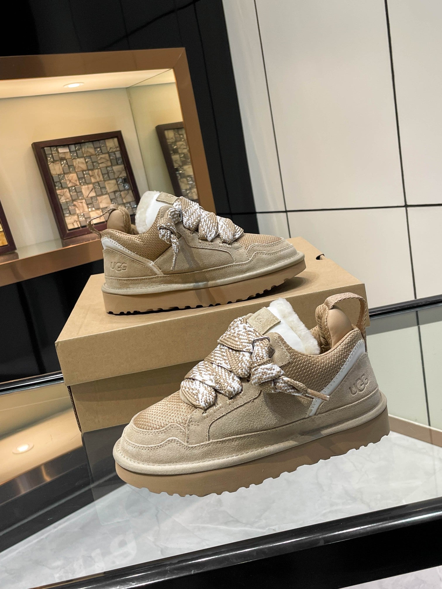 Z2Q105U262 Popular high-quality Shoes