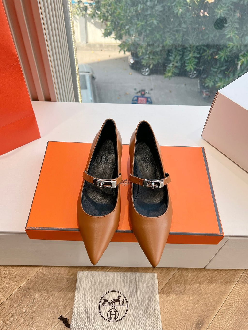 Z2N46H15 Popular high-quality leather Shoes