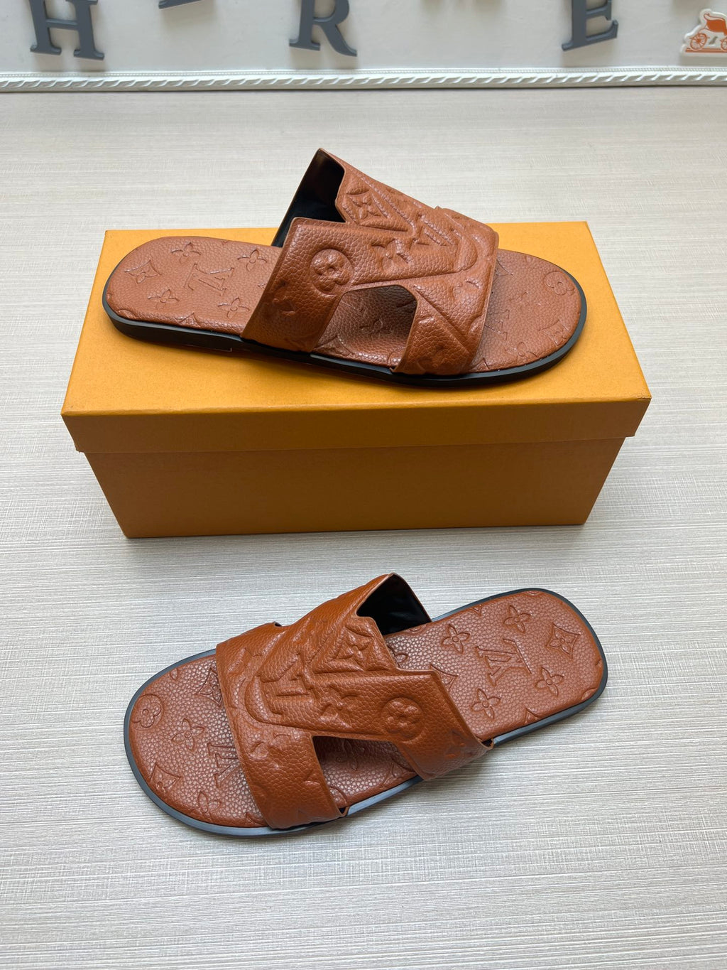 Z5ZE34 Popular slippers