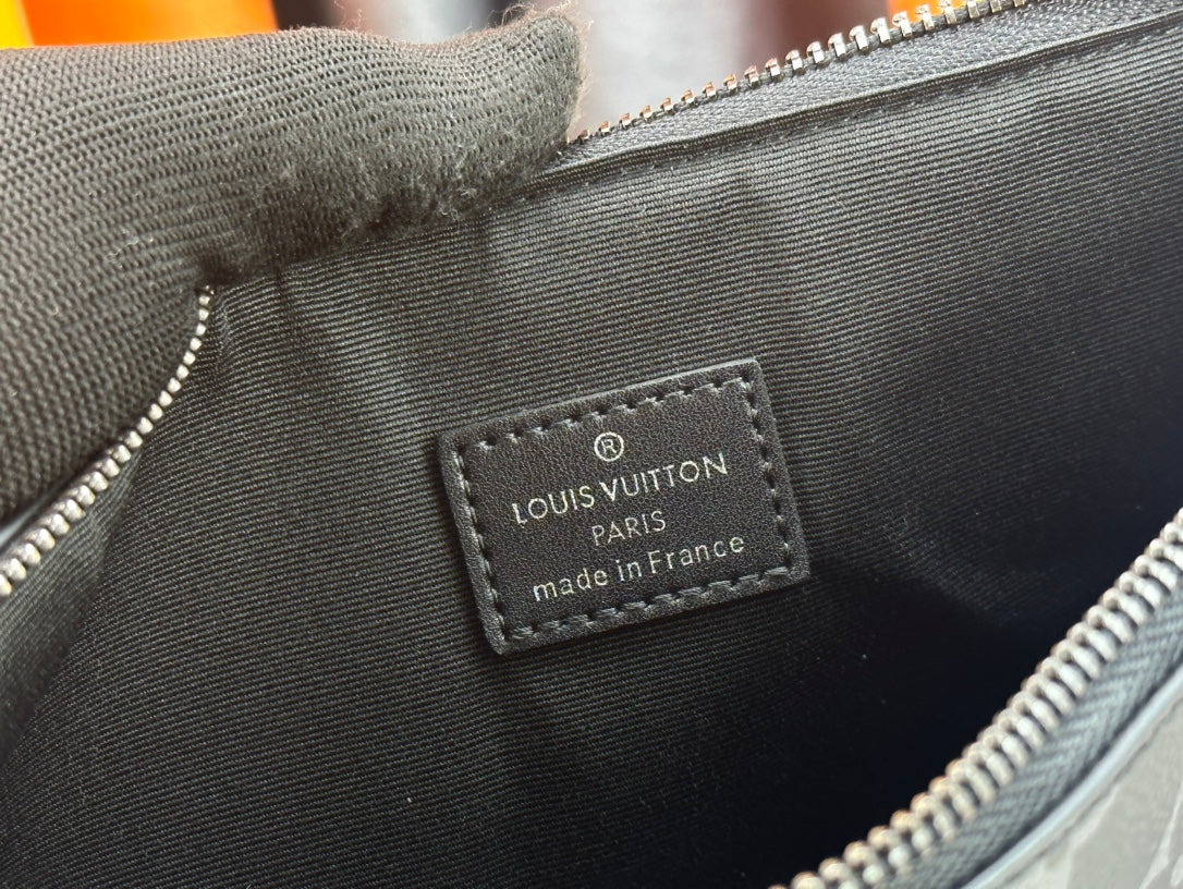 B1X44E398 Popular   leather bag