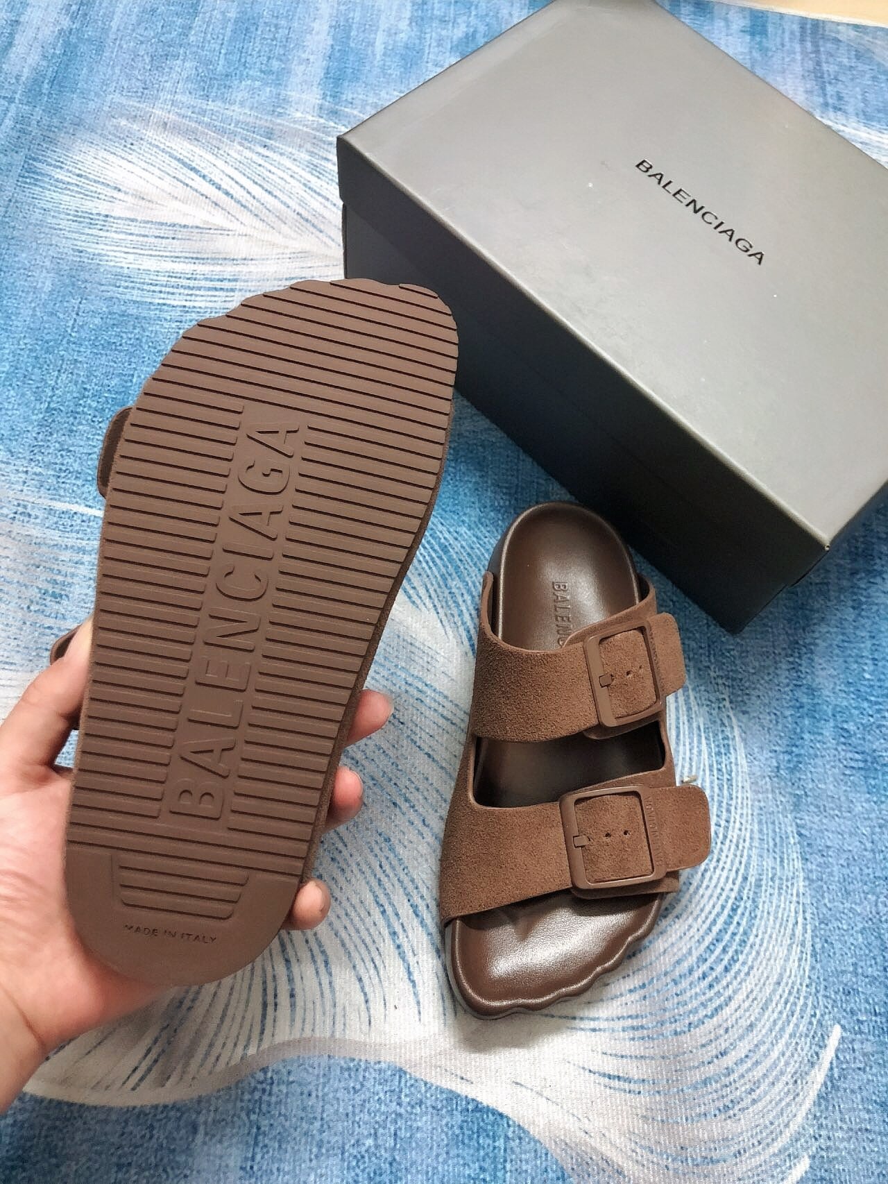 Z1Z54J192 Popular Slippers
