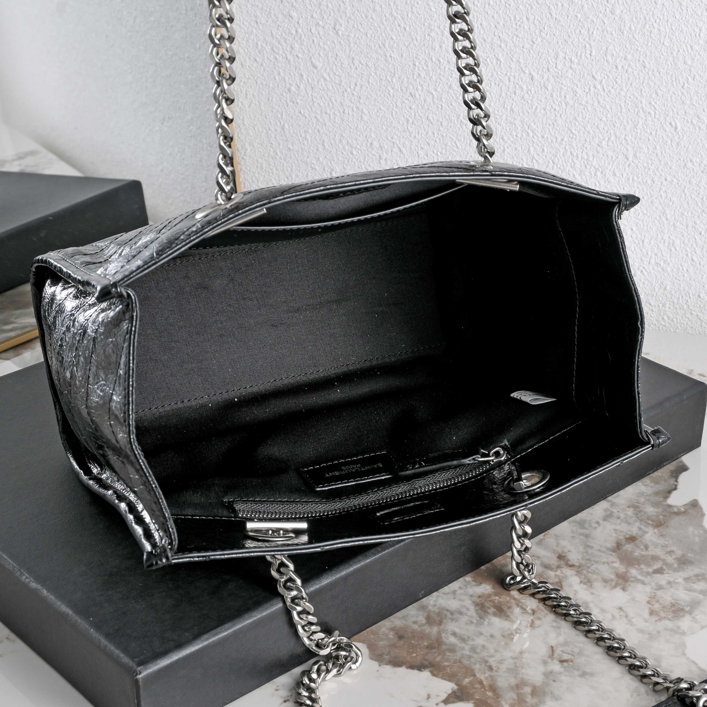 B1R76SL19 Popular leather bag