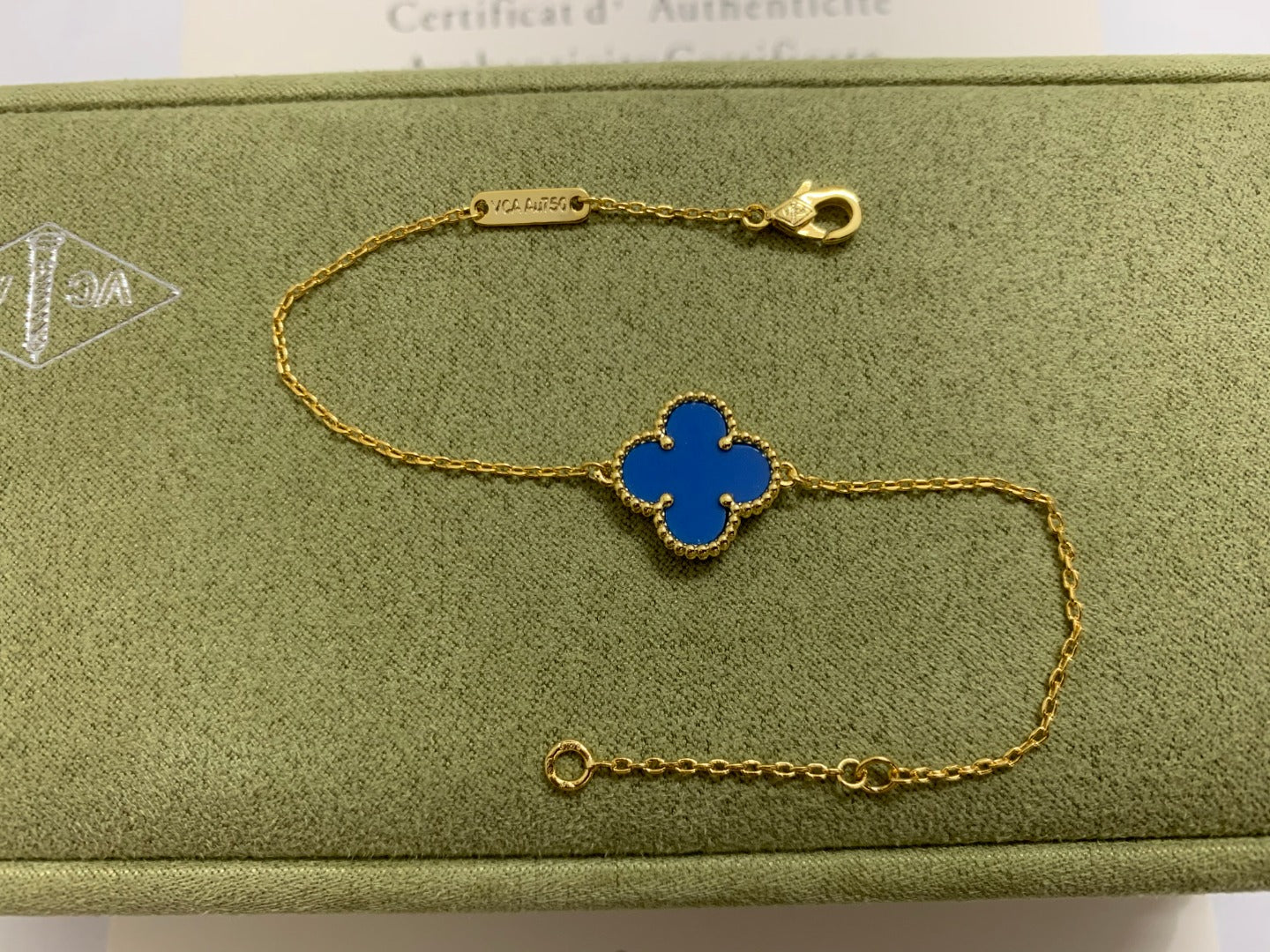 X5X63VA187K  Popular  1 flower bracelet